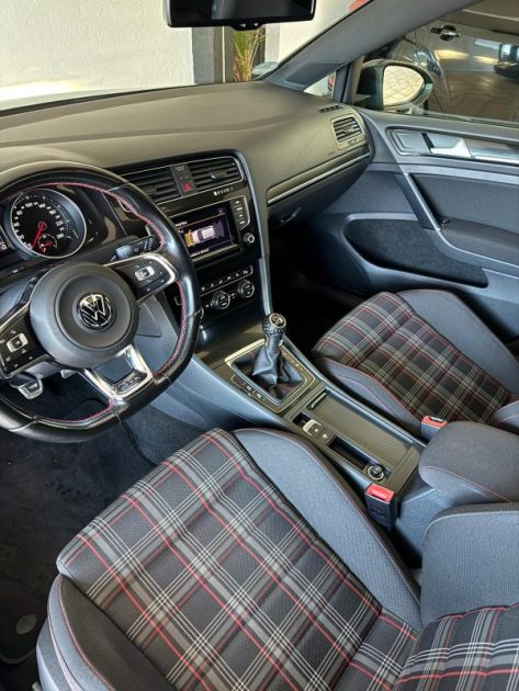 VOLKSWAGEN GOLF VII 2.0 TSI 220CH GTI - Chaine de distribution - Entretient complet volkswagen 