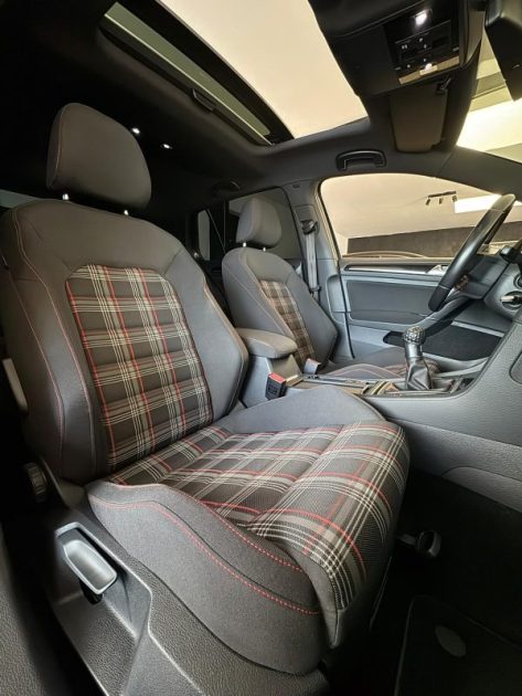 VOLKSWAGEN GOLF VII 2.0 TSI 220CH GTI - Chaine de distribution - Entretient complet volkswagen 