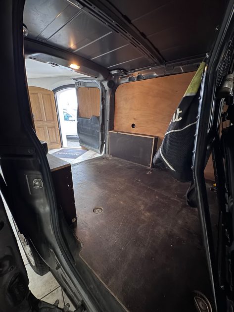 Fiat Doblo Cargo 1.6 Multijet 105 – 2015 – 3 places – Radar / Clim / GPS – Prêt à travailler 