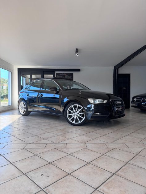 AUDI A3 SPORTBACK 1.4 TFSI 150 S TRONIC AMBITION LUXE – TOIT PANO – 2016  - CT vierge 
