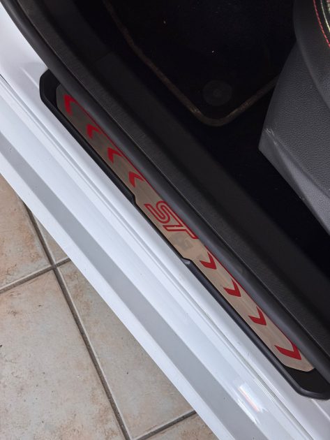  FORD FOCUS 2.0 TDCi 185 ST PowerShift - Garantie 12 mois - distribution neuve 