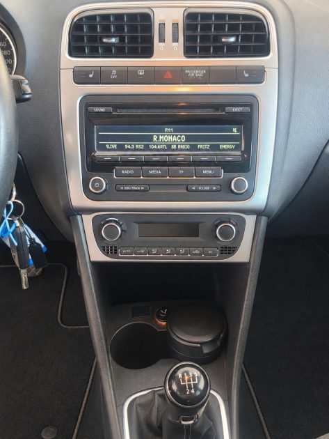 VOLKSWAGEN POLO 1.2 TSI 90CH 2013 - Révision complète - CT OK - Garantie 12 mois ou 15000km